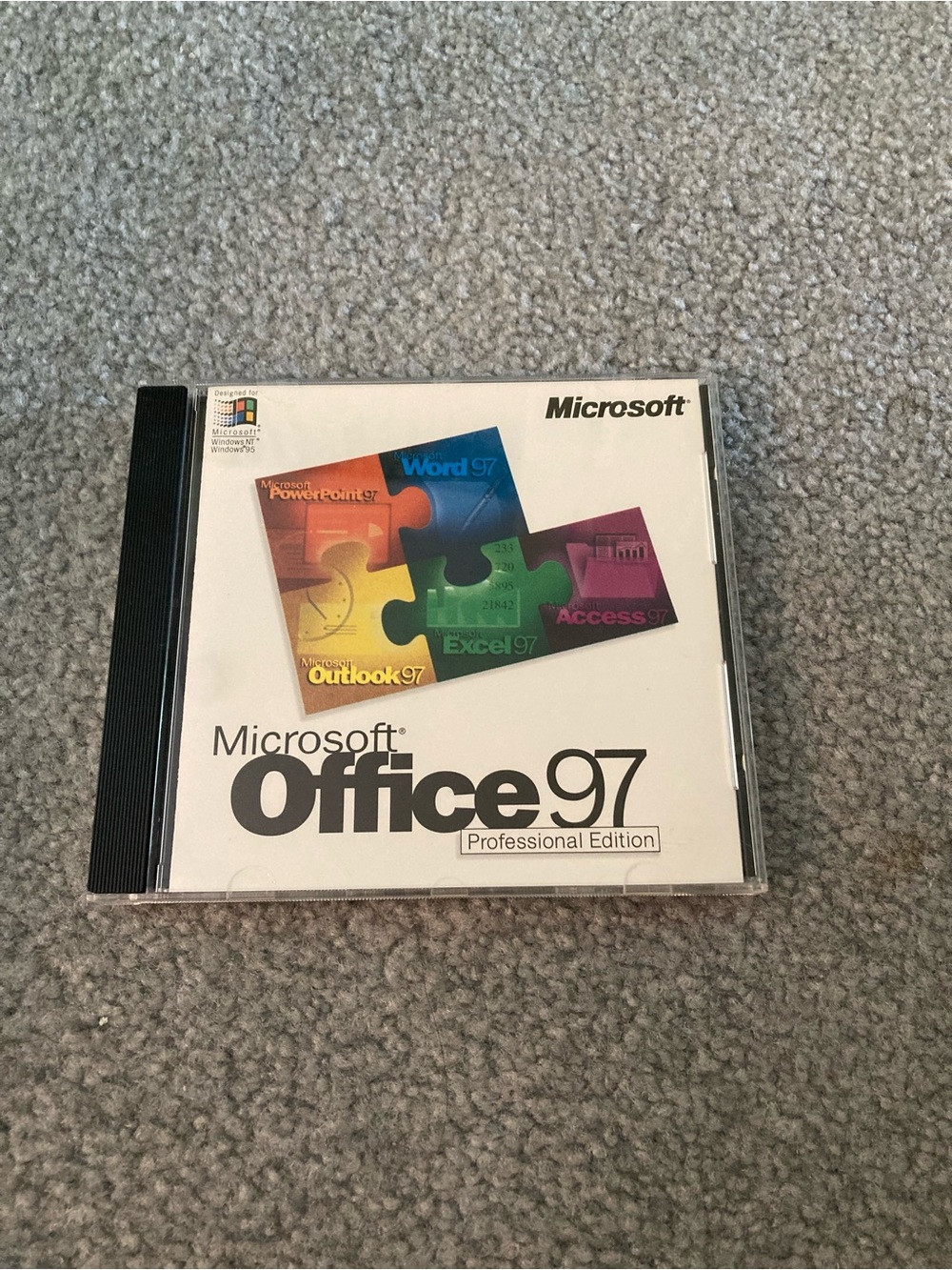Microsoft Office 97 Professional Edition - White